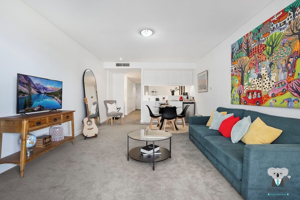 Kozyguru | Barangaroo | Waterfront Views Studio