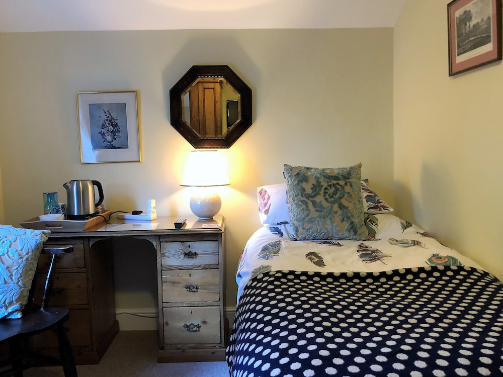 Ivy House B&B view 5