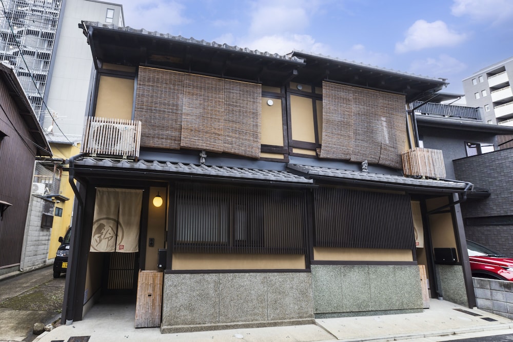 Rinn Premium Machiya Townhouse Koki view 5