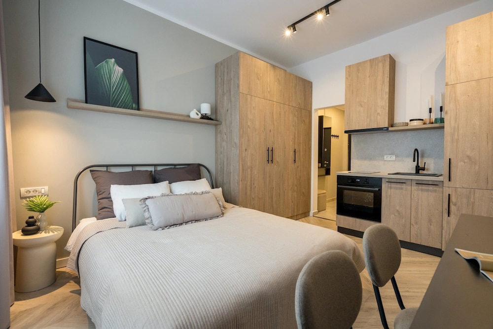 Downtown Bucharest Studio Close to Cismigiu & Universitatii