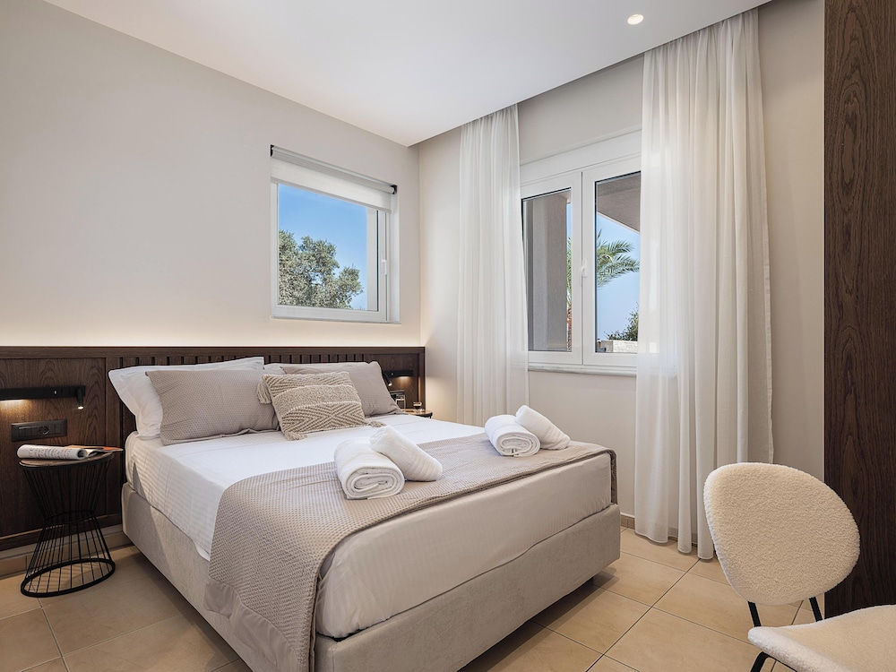 Kymélia Luxury Residences With Sea View