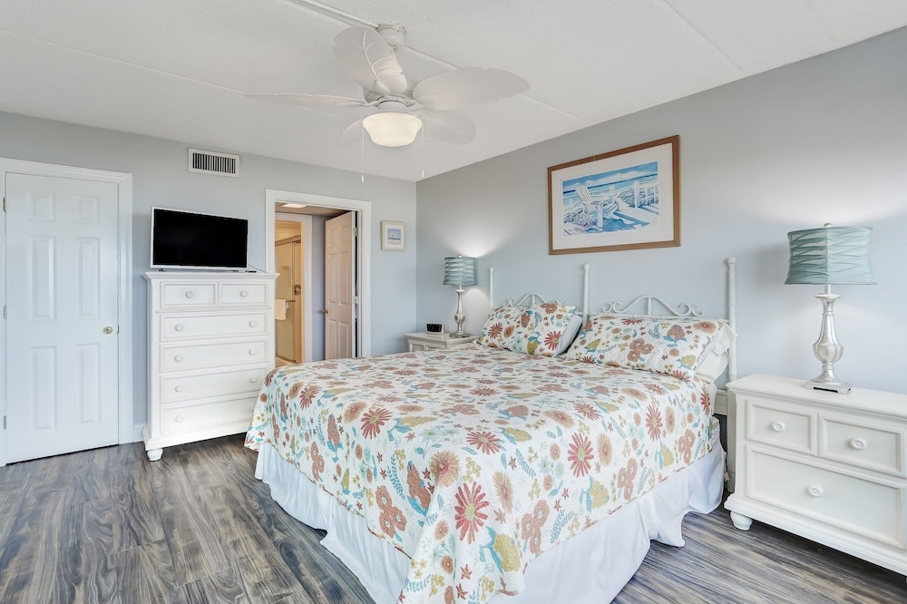 Amelia By The Sea 335 2 Bedroom Condo