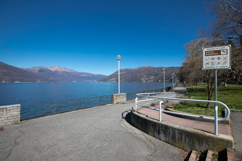 Residenza Gardenia Lake View Luino Center view 2