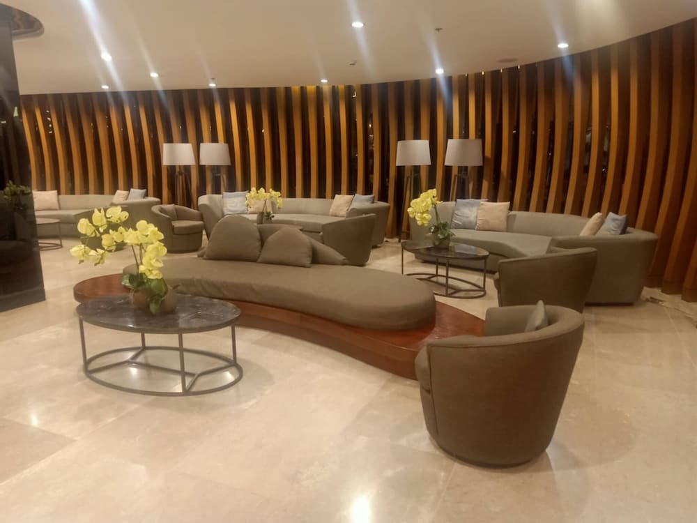 Len's Den2 1BR Condo Mall of Asia, Pasay Manila