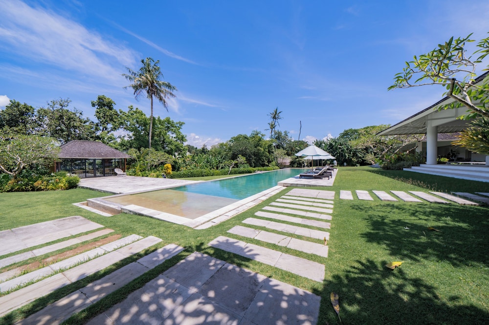 Outsite Bali