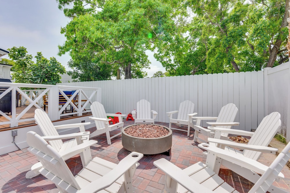Walk to Laguna Beach: PCB Home w/ Pool Near Gulf!