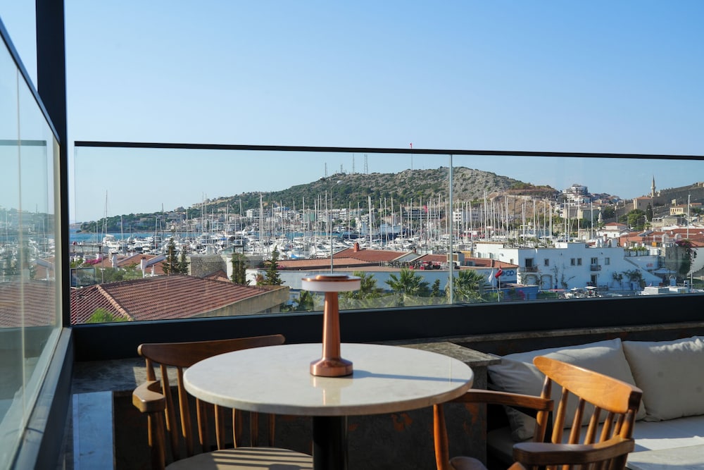 AKPINAR MARIN OTEL