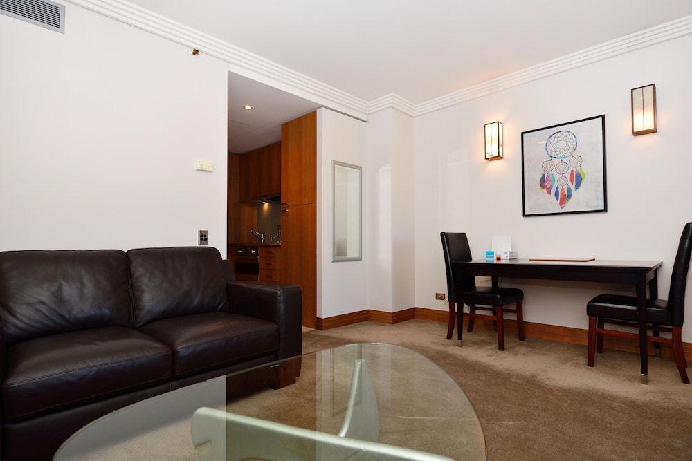 Elegant Apartment With City View