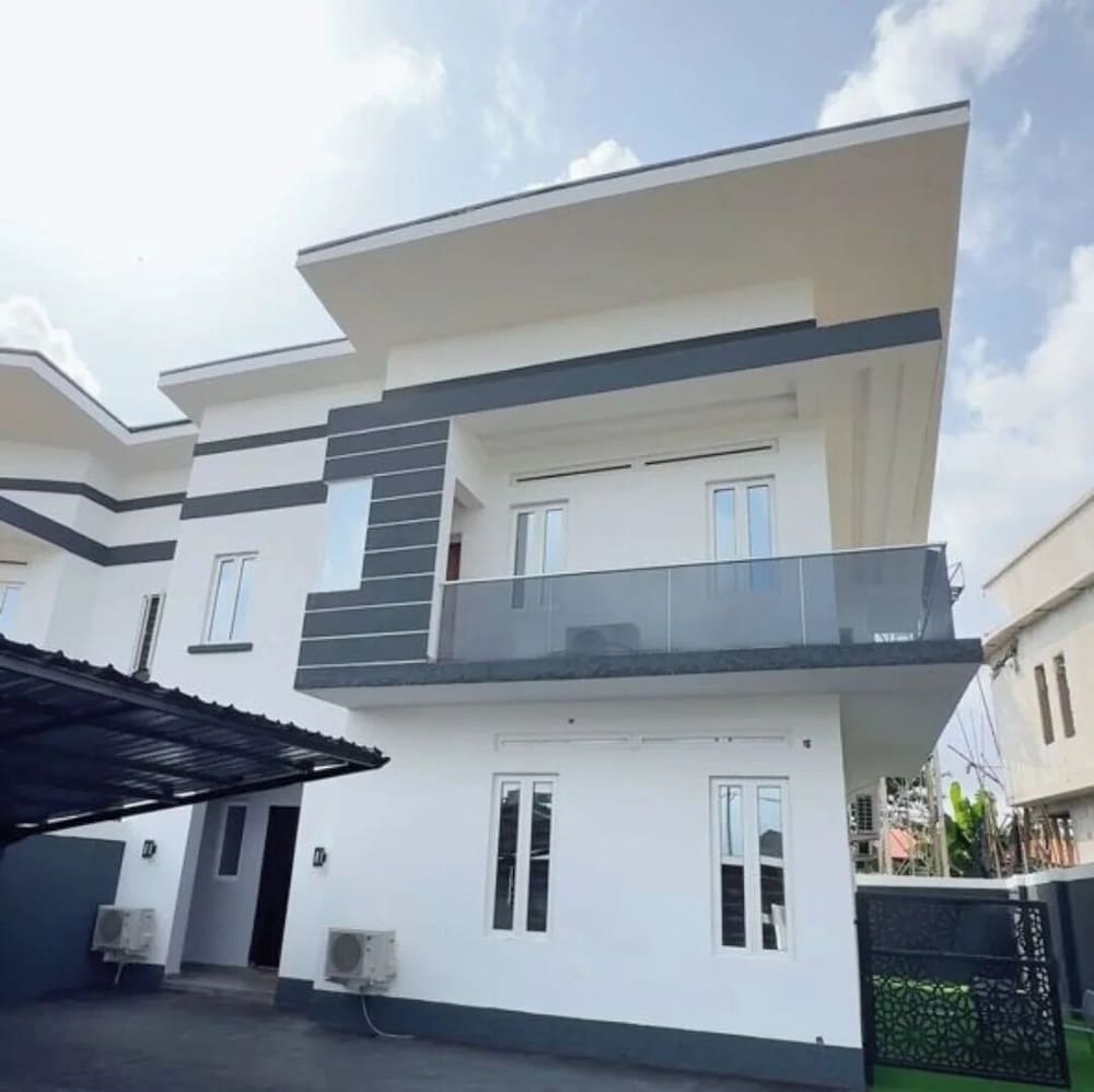 Konar Apartment
