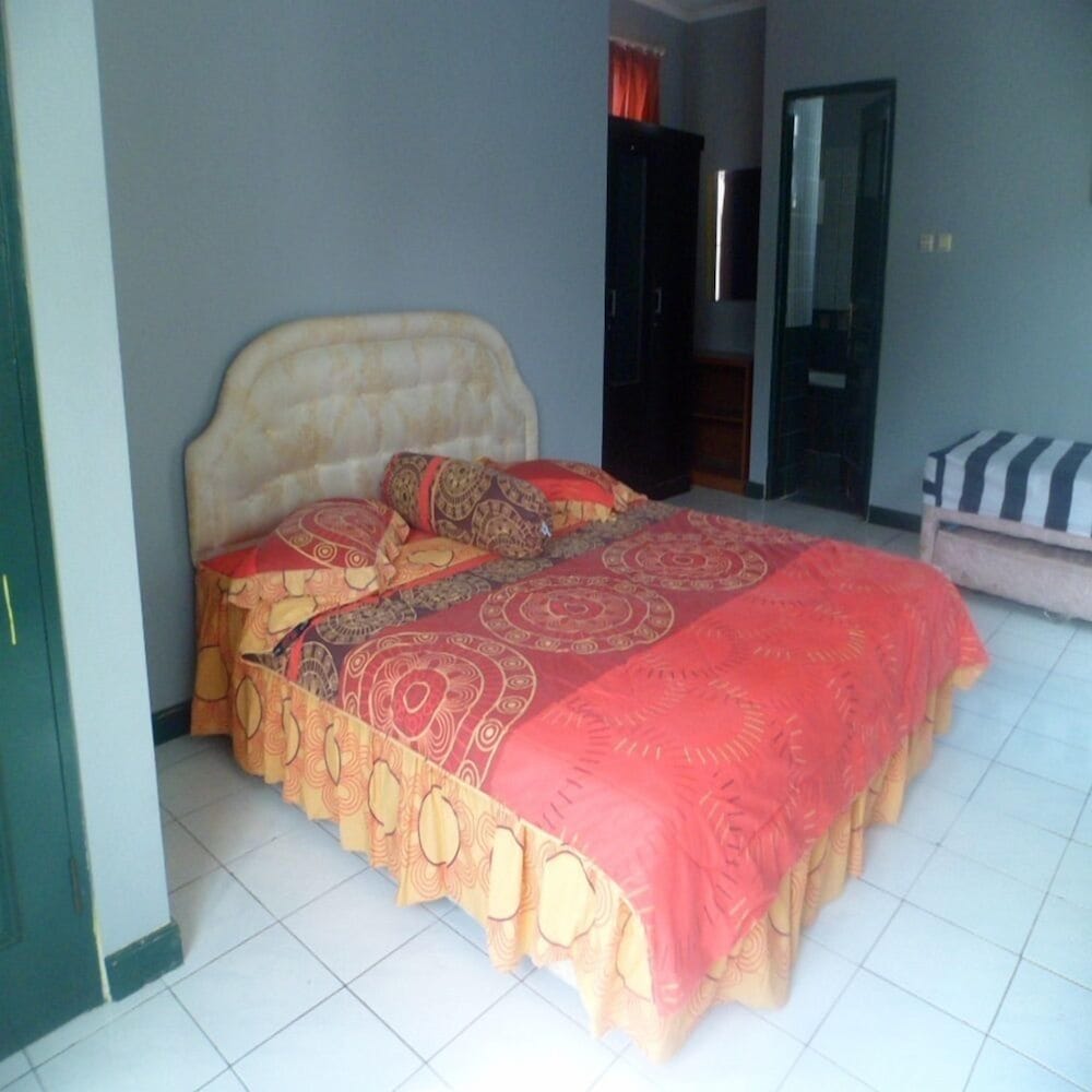 Villa Kota Bunga Tulip
