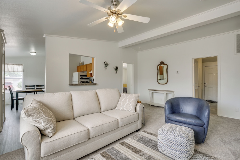 1 Mi to Main Street: Cozy Retreat in Portales