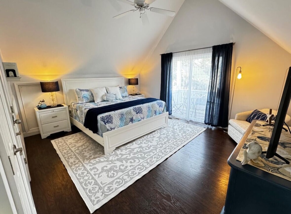 Charming Coastal Retreat on Fripp Island - 3br/3ba With Golf Course Views