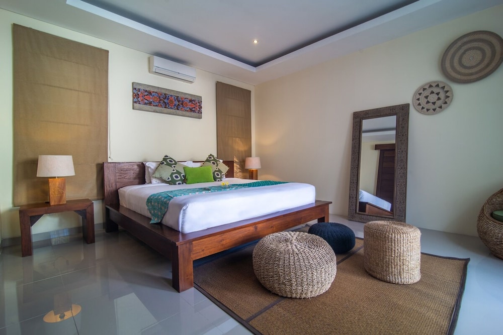 Marijo Villa 2BR Private Pool Mins to Central Ubud