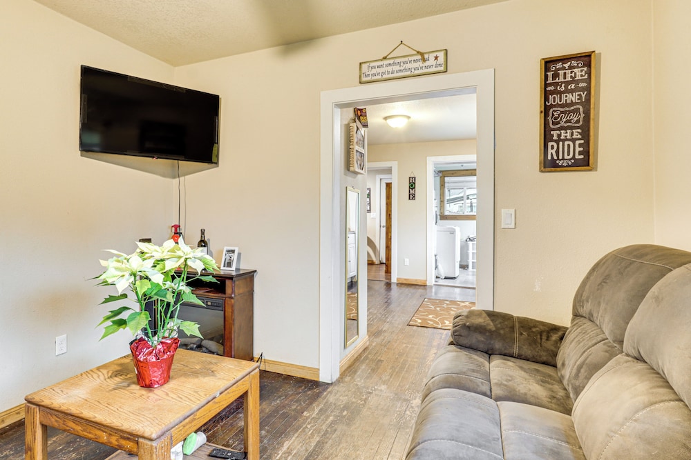 3 Mi to University of Oregon: Cozy Home