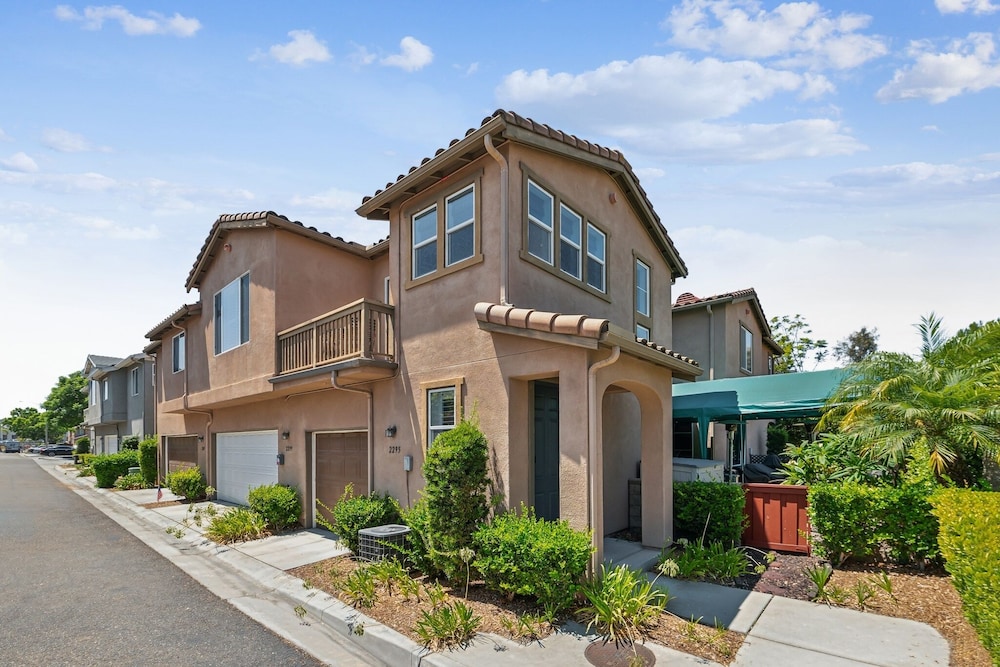 Sunny & Serene Townhouse In Chula Vista 2 Bedroom Townhouse view 4