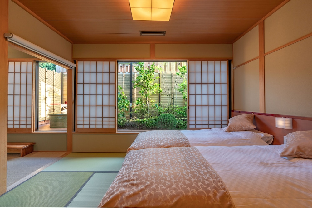 Narashino no sato Gyokusui -6 years or older-