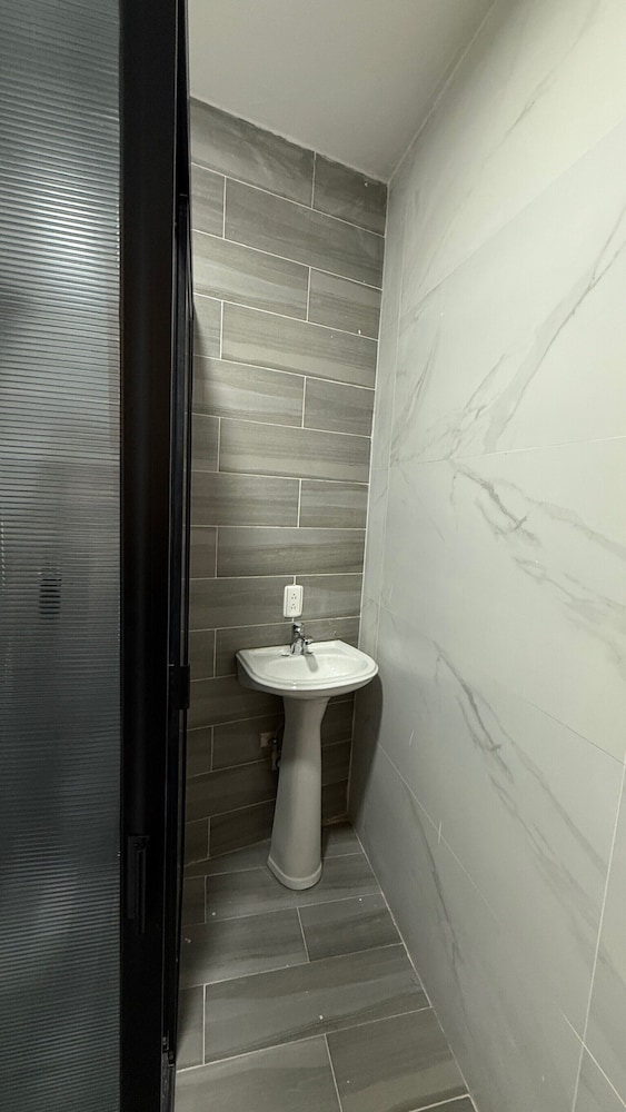Residencia Gran Coyula Orange 504A