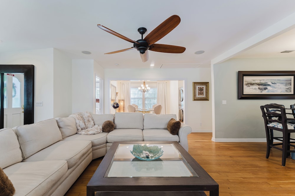 Coco Plum Cottage