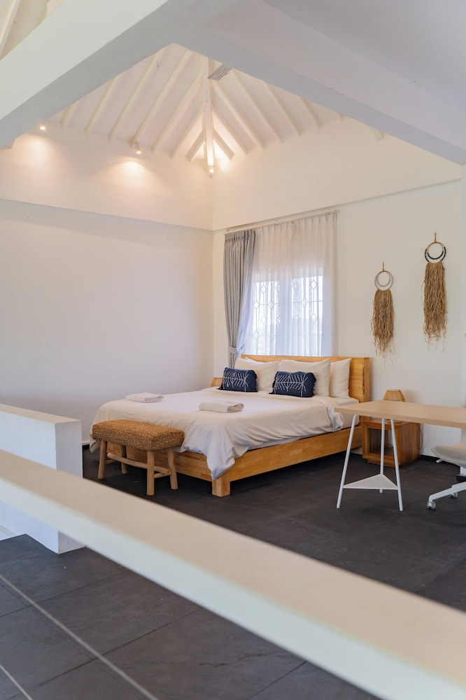 Outsite Bali