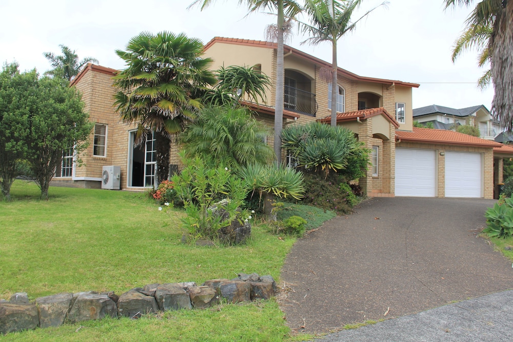 Shamrock Park Guest Home