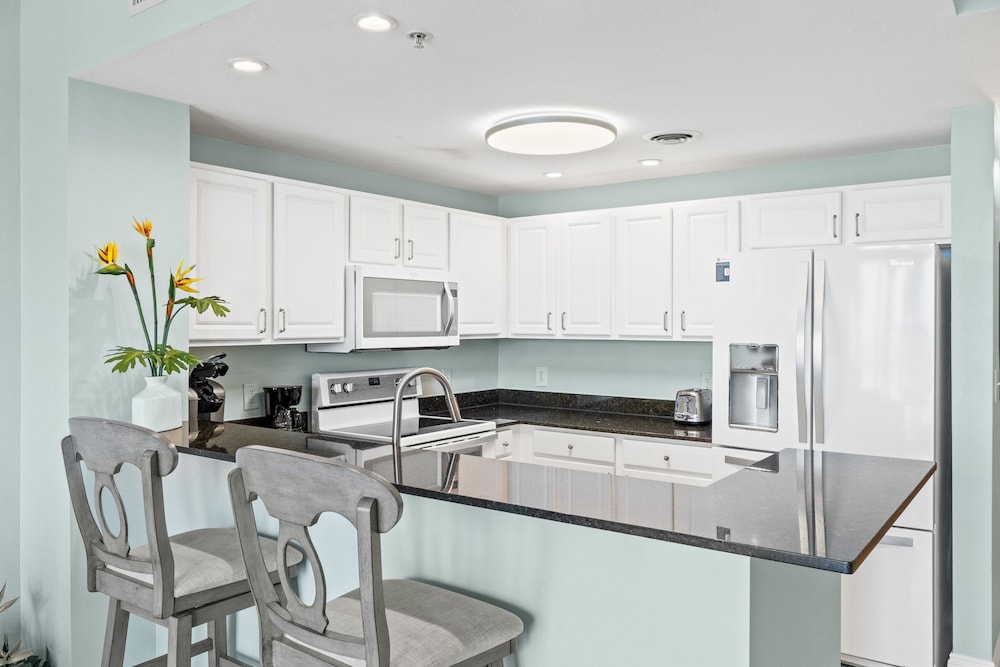 Calypso Beach Resort by Panhandle Getaways