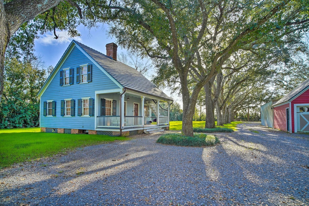 Tranquil Bayou Country Home w/ Pond: 8 Mi to Houma view 4