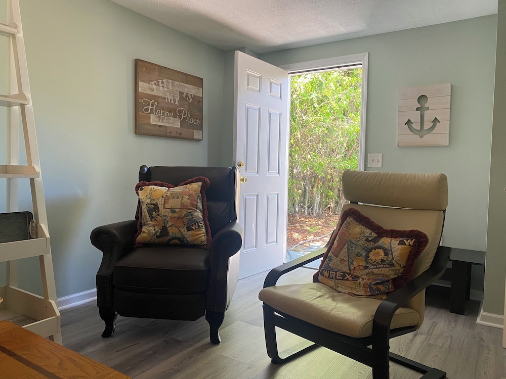 Banana Beach Retreat