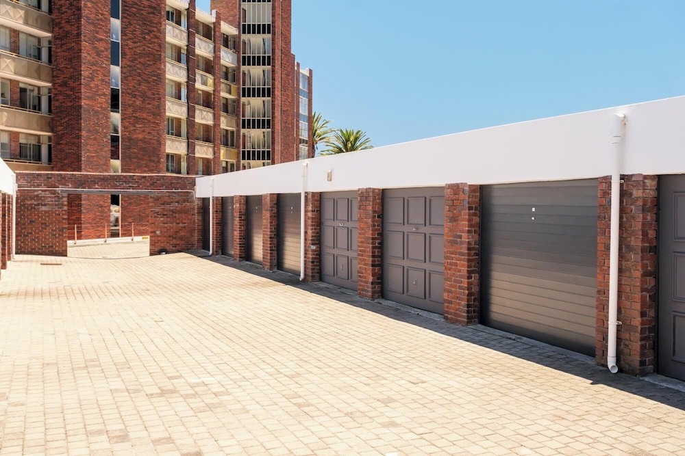 Camps Bay Seaside Beach View Apartment Palm Bay