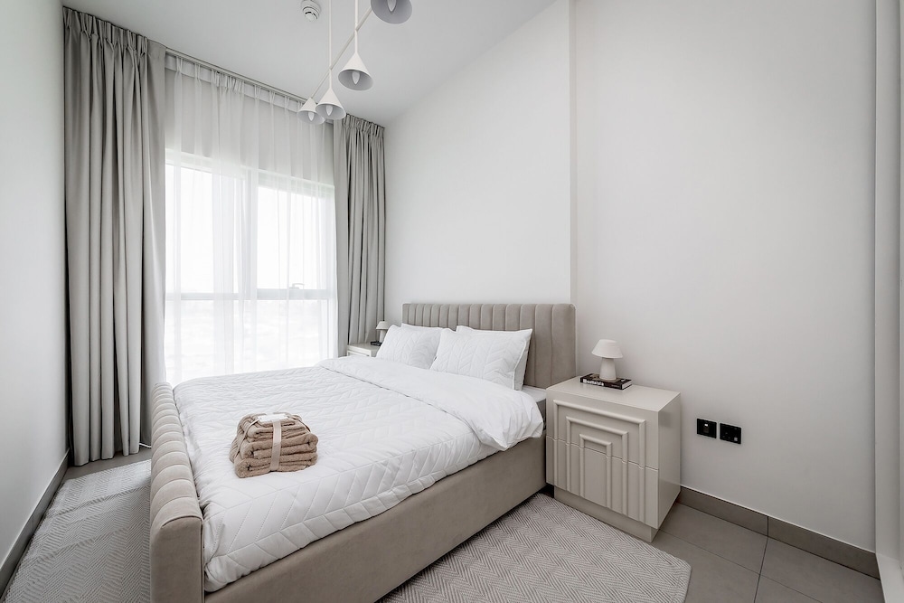 Deluxe 2BR Apartments at Socio