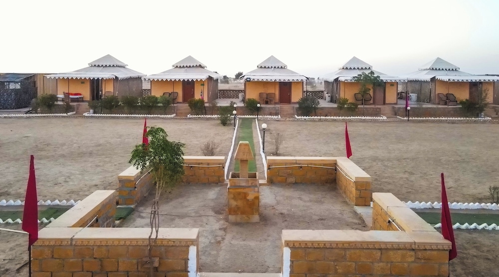 Lakhmana Desert Camp
