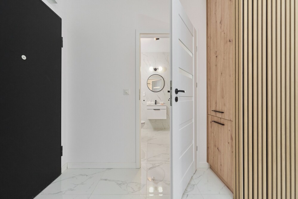 Modern Apartment in Wroclaw by Renters view 4