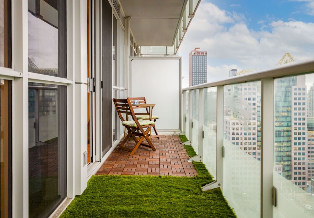 Applewood Suites - CN Tower & Convention