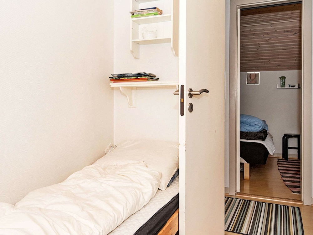 6 Person Holiday Home in Farvang-by Traum