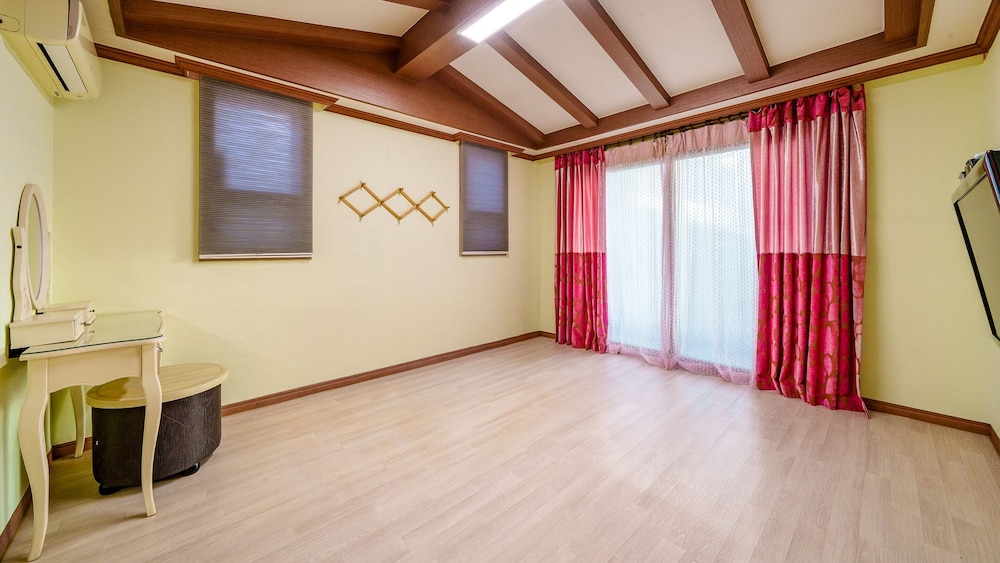 Gyeongju Clearmorning Petfriendlypension
