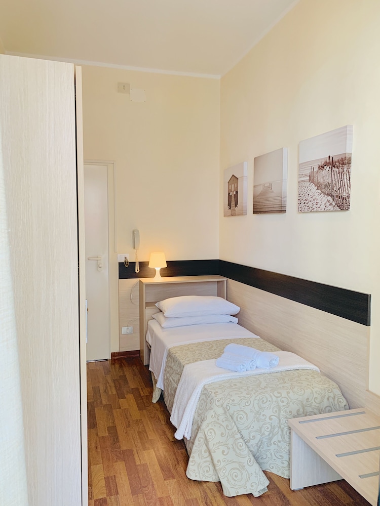 Hotel Baby Bed and Breakfast photo 3