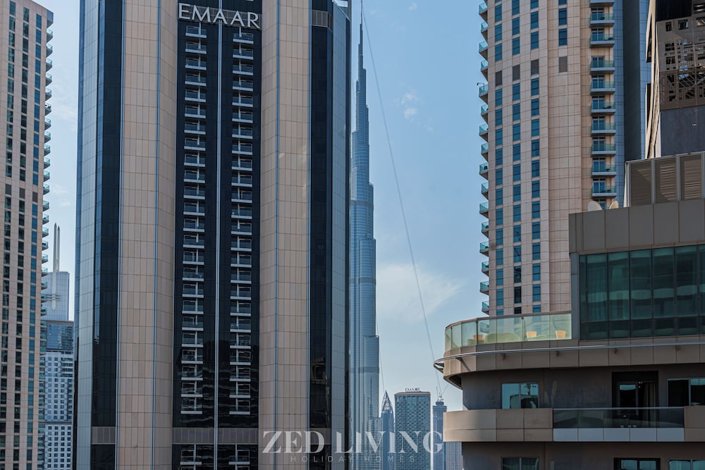 Downtown Dubai | Walk to Dubai Mall + Burj Views