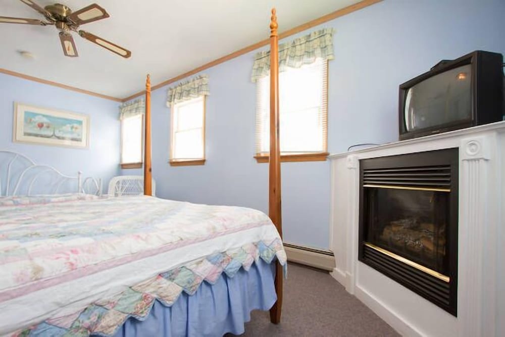 Plymouth Vacations - Salt Ash Inn - Property Image 55