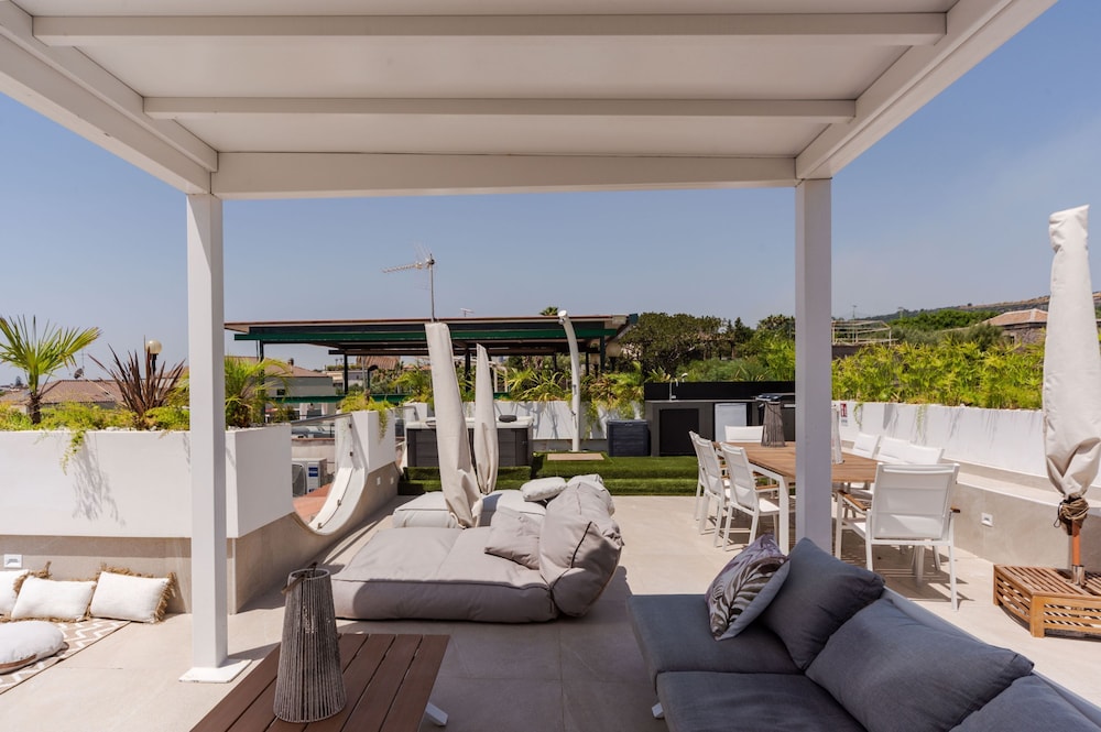 Terrace Jacuzzi - Tropicalia by Wonderful Italy