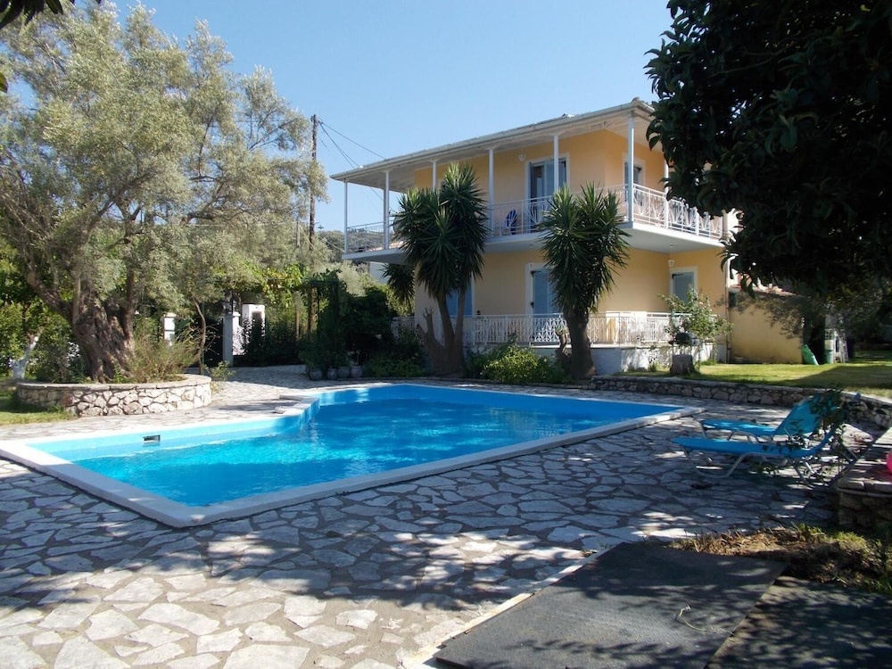 Iris Villa en Lefkada — recepcion & lobby