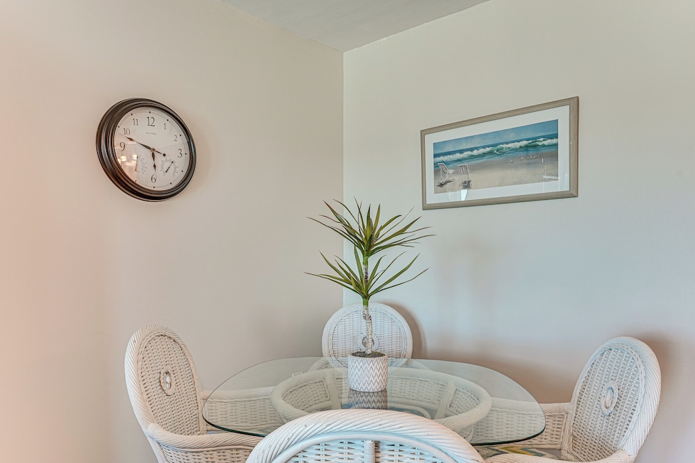 Oceanfront PCB Condo: Steps to Private Beach!