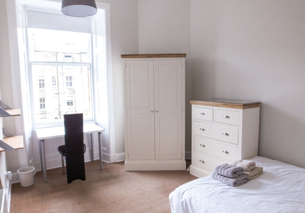 Silver Lining - Spottiswoode Apartment view 3