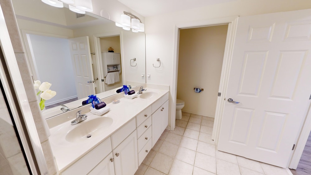 Silver Beach 1006w 4 Bedroom Condo