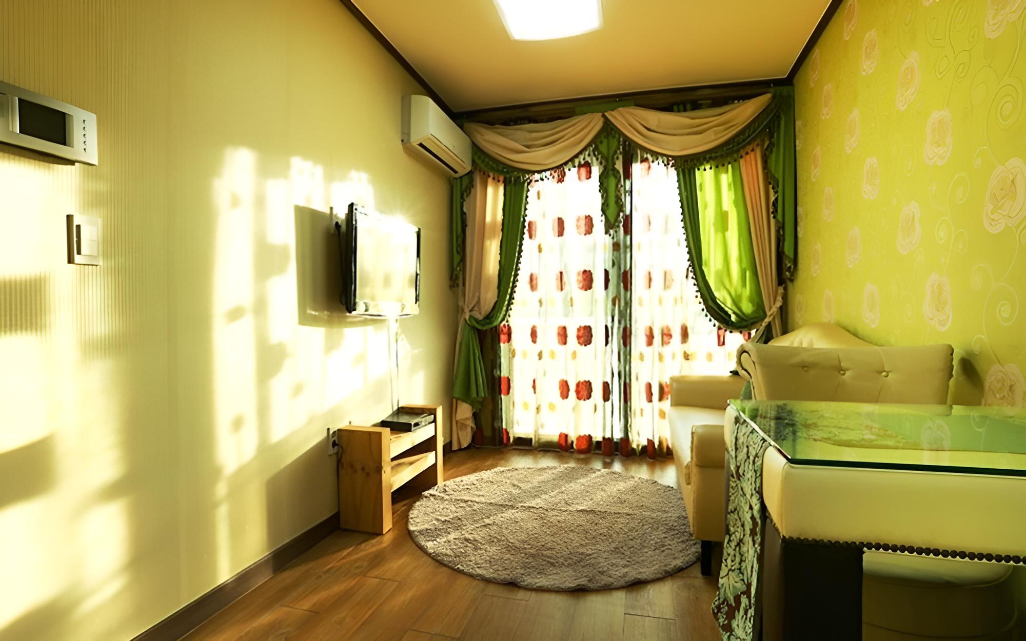 Photo 43