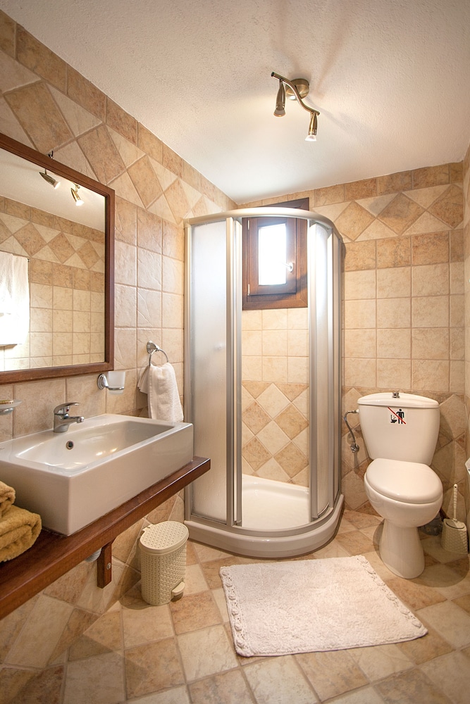 Four Seasons Villas