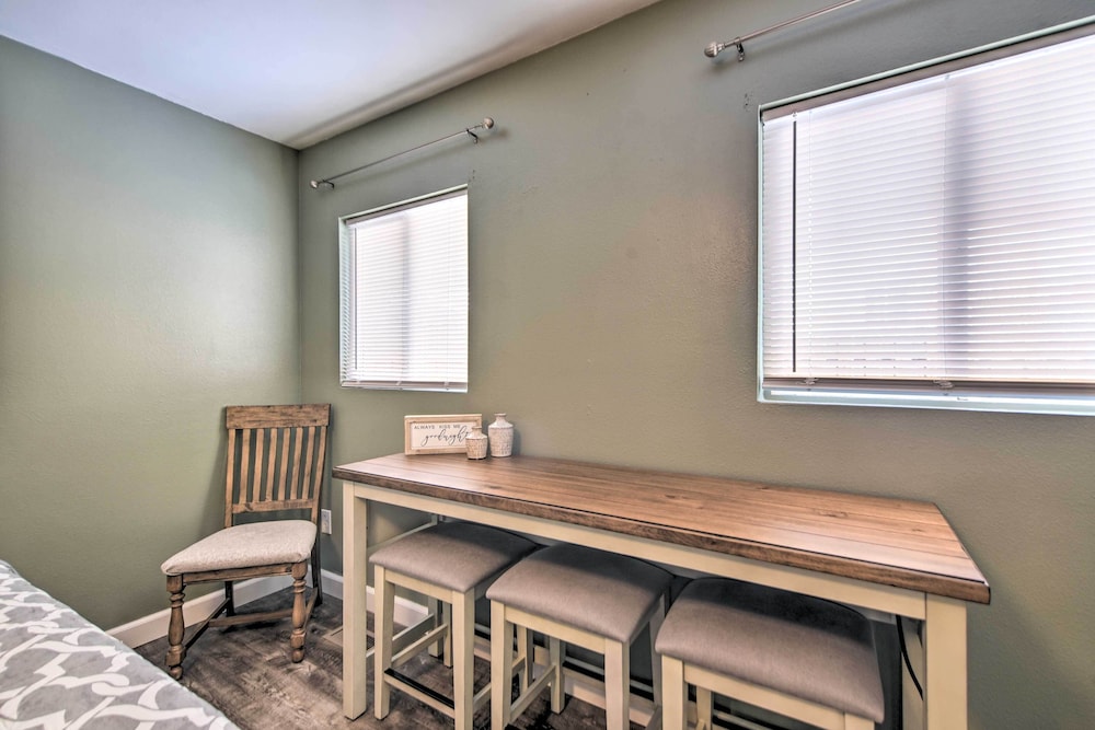 Loveland Duplex w/ Large Yard: 2 Mi to Dtwn