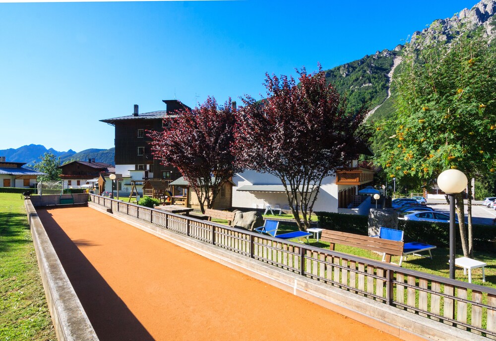 Hotel Edelweiss photo 2