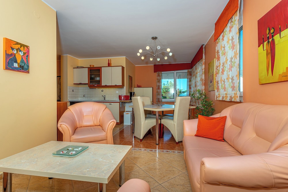 Apartman Mira