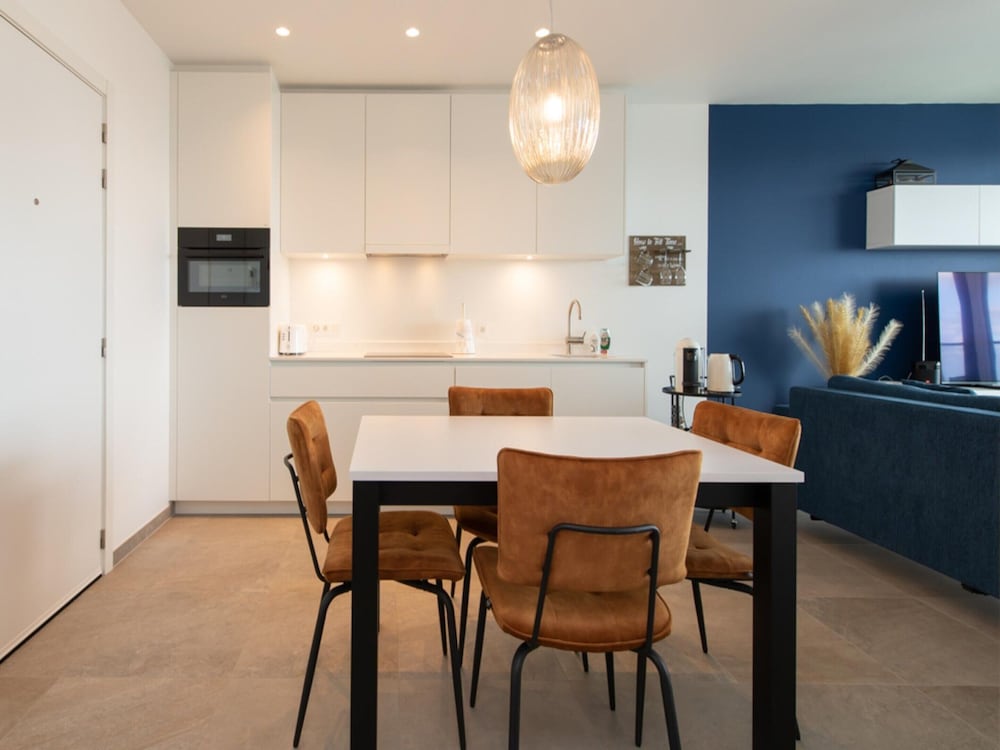 Central Apartment in Ostend Near Beach