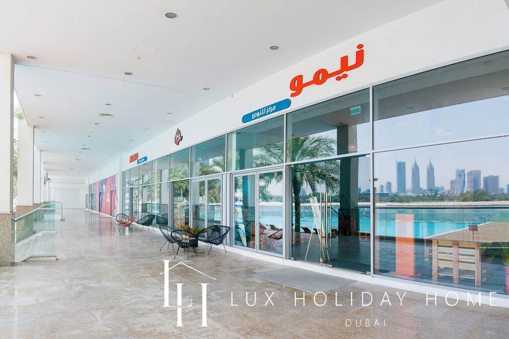 LUX Holiday Home - Azure Residence 1