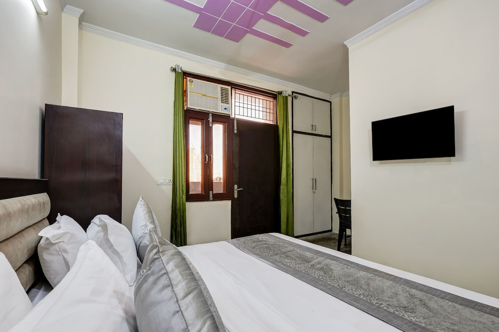 Hotel Sunshine By The Premium Villa